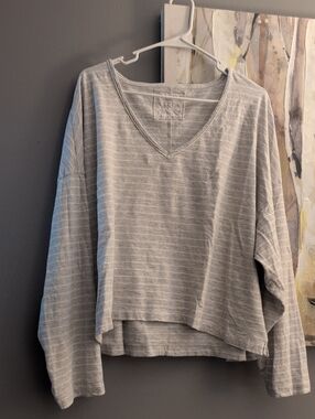aerie Light Gray Striped V-Neck Top Xxl